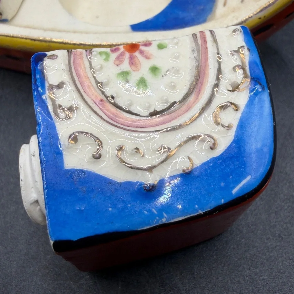 Meiko Vintage Hand Painted Ceramic Gondola Ship Boat Salt & Pepper Shaker, Japan